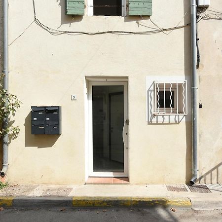 Provencal Studio Netflix Appart-Hotel-Provence La Fare-les-Oliviers Екстер'єр фото