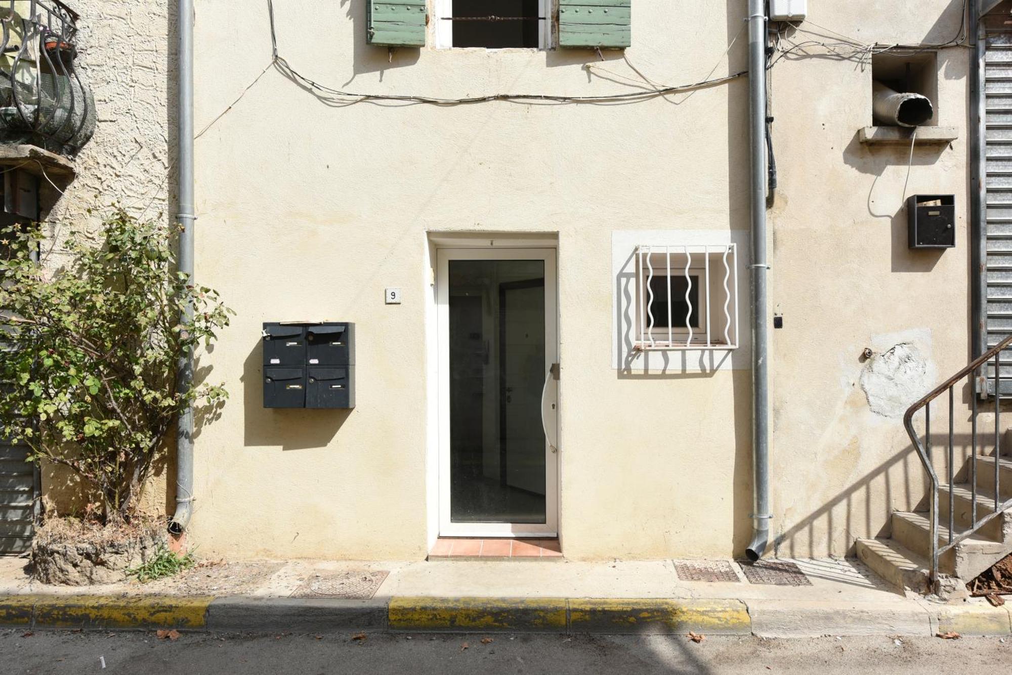 Provencal Studio Netflix Appart-Hotel-Provence La Fare-les-Oliviers Екстер'єр фото
